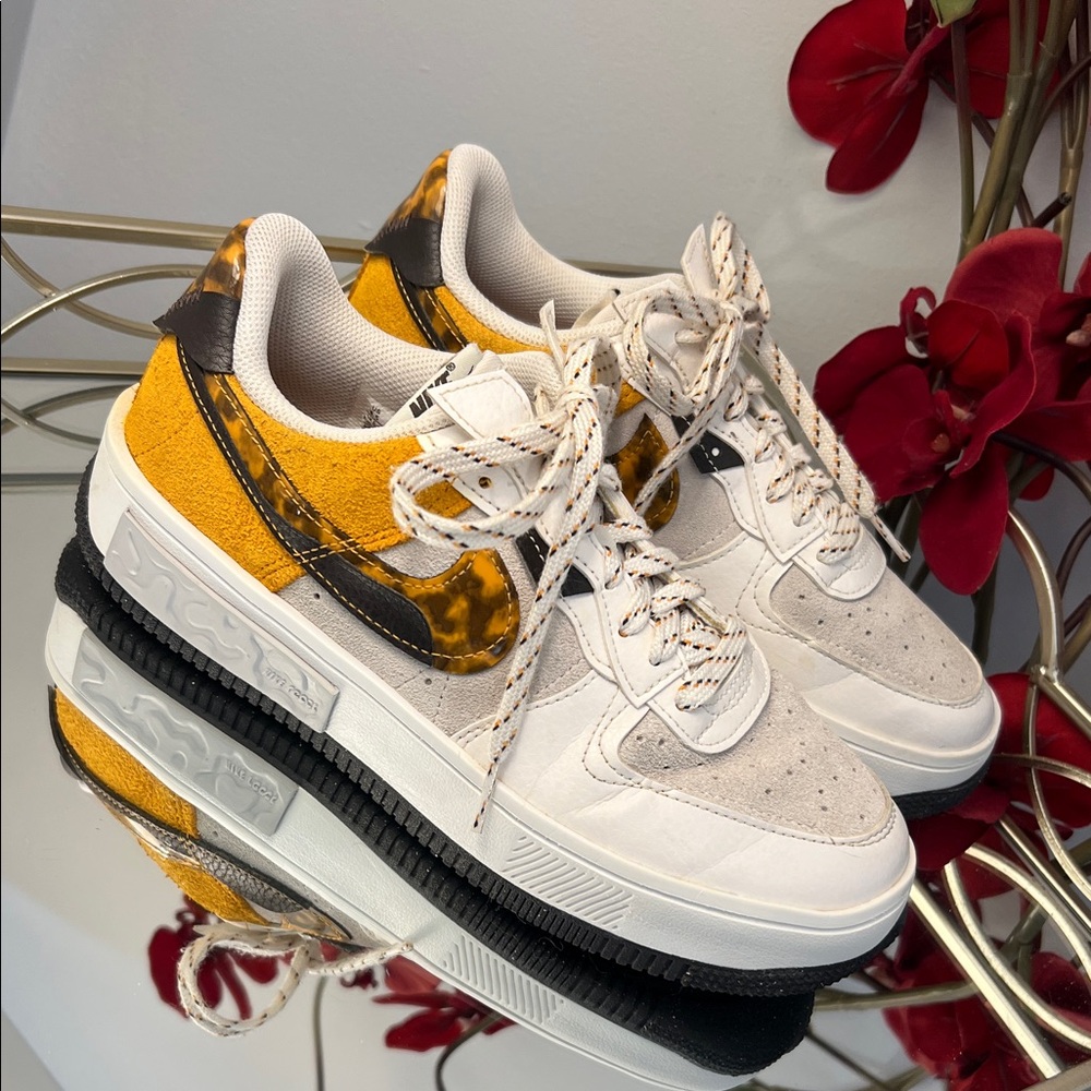 Nike Air Force 1 Low Fontanka Sneakers White, Yellow & Black DR0152-001 Sz 8.5